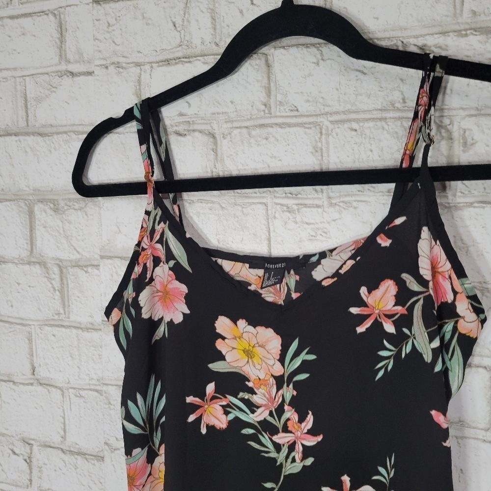 Forever 21 floral tank top - Picture 5 of 11